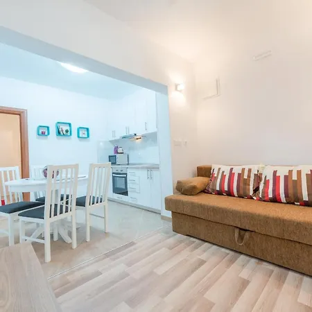 Ivy's Cozy Corner * Ντουμπρόβνικ