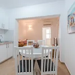 Ivy's Cozy Corner * دوبروفينك